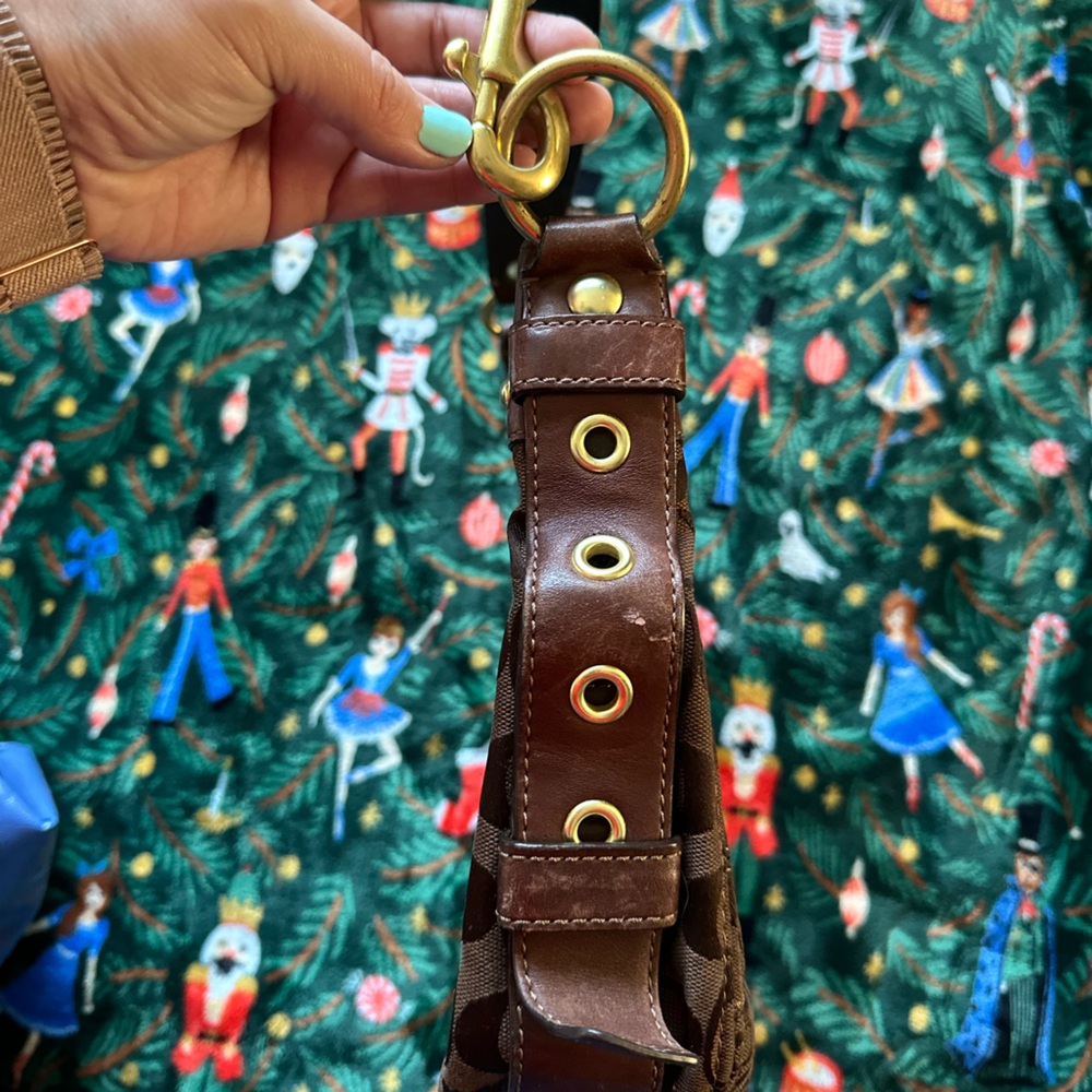 Coach Zoe Patchwork Brown Shoulder Bag - Picture 8 of 12